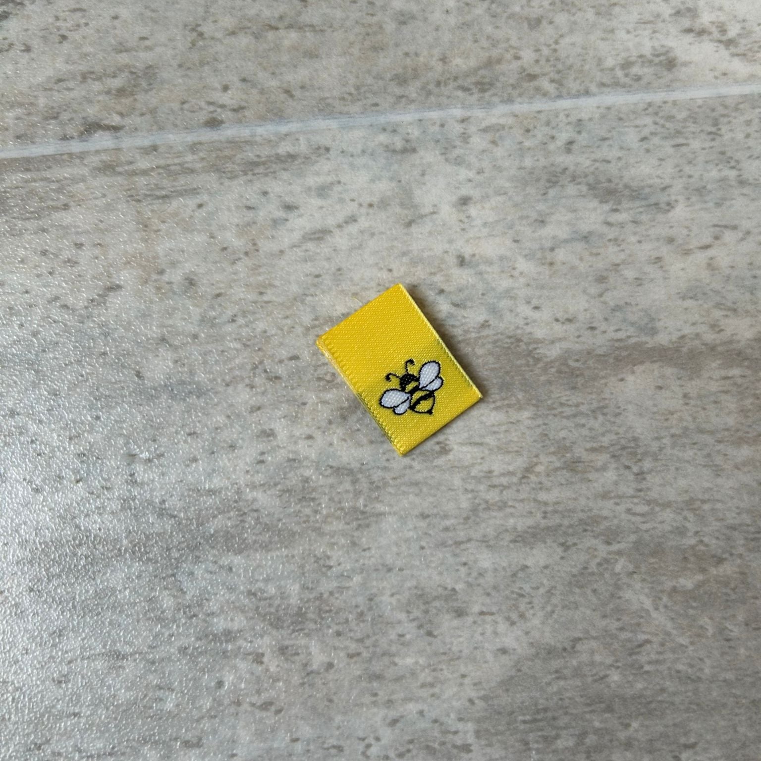 Speedy Make and Mini Bees - TLC Month 14 Mixed Woven Labels image 3