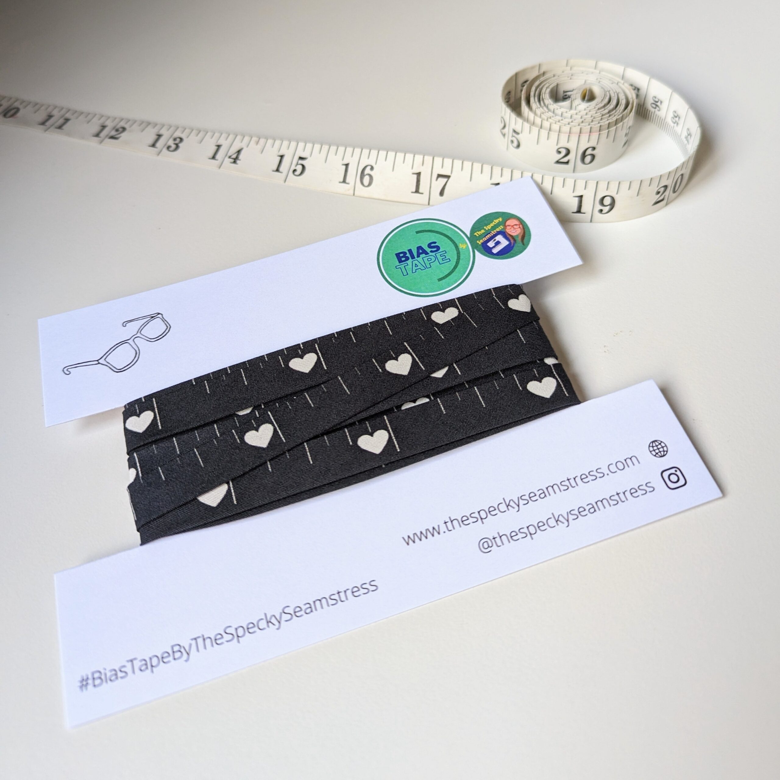 Hearts Tape Measure (Black)