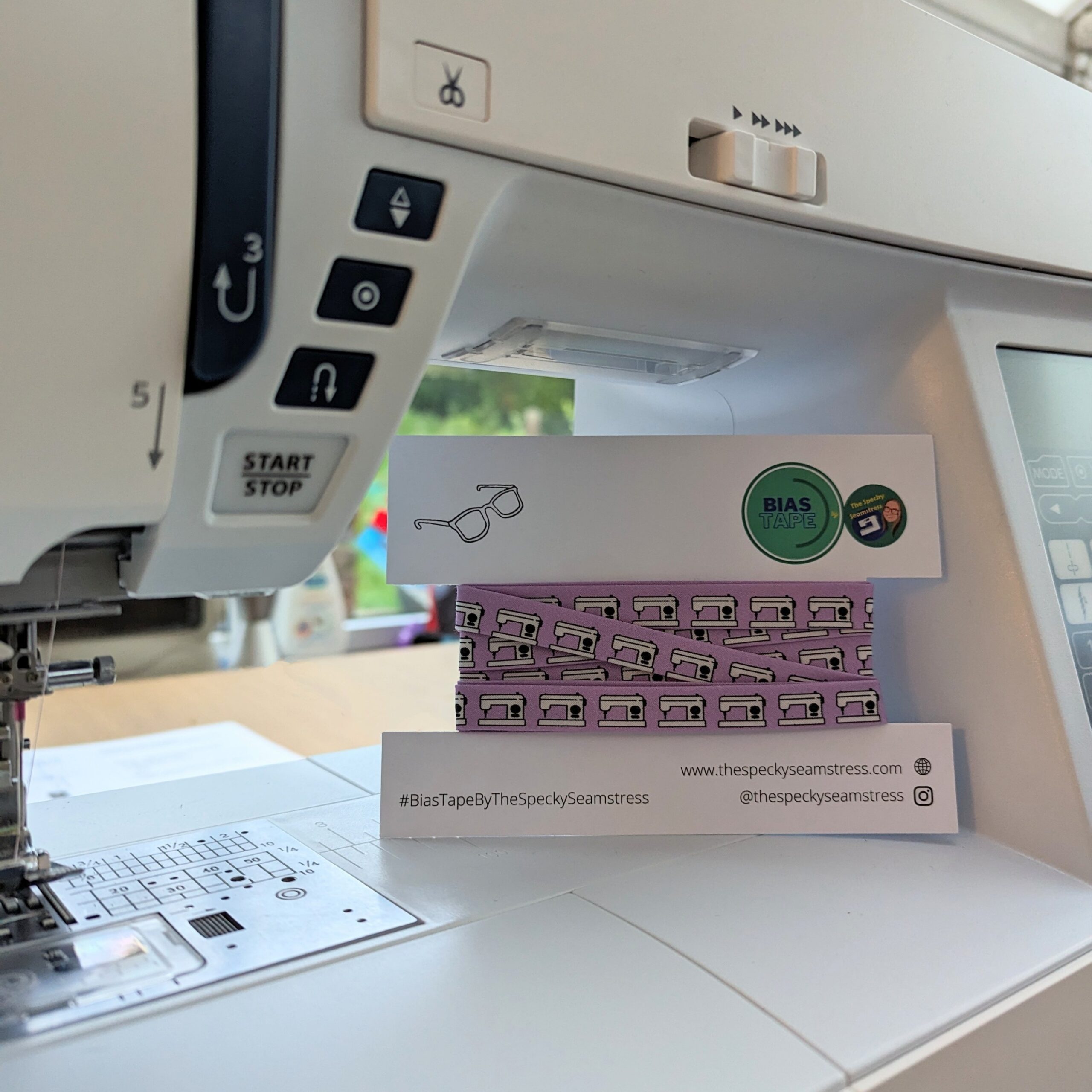 Sewing Machines (lilac)