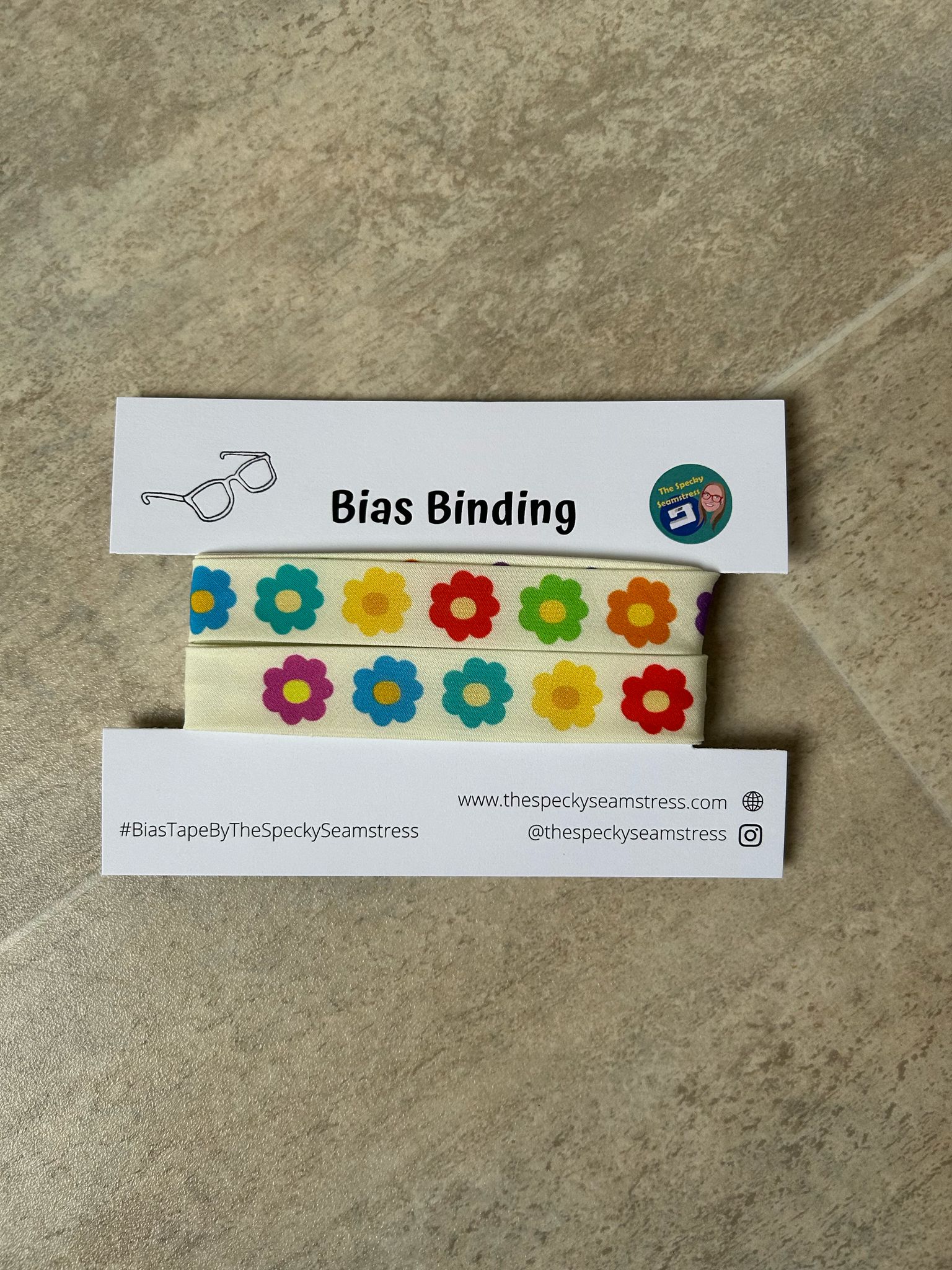 Cream Daisies - 18mm Single Fold - Image 2