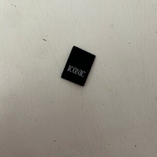 Mini Iconic - 8 Mini Woven Labels